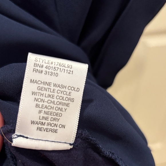 Elegant Navy Women's Blouse - Picture 4 of 6